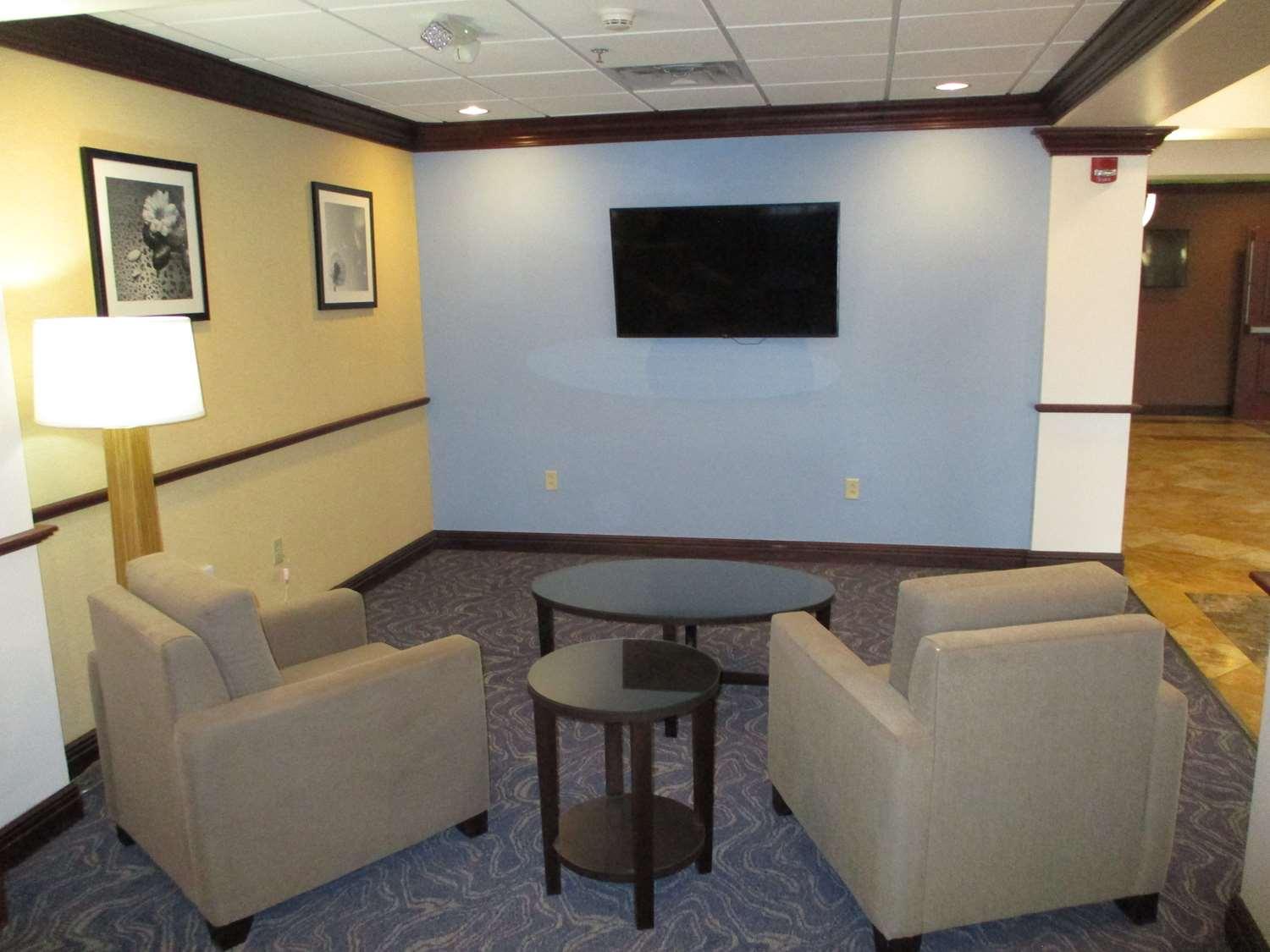 Best Western Coffeyville Central Business District Inn And Suites Экстерьер фото
