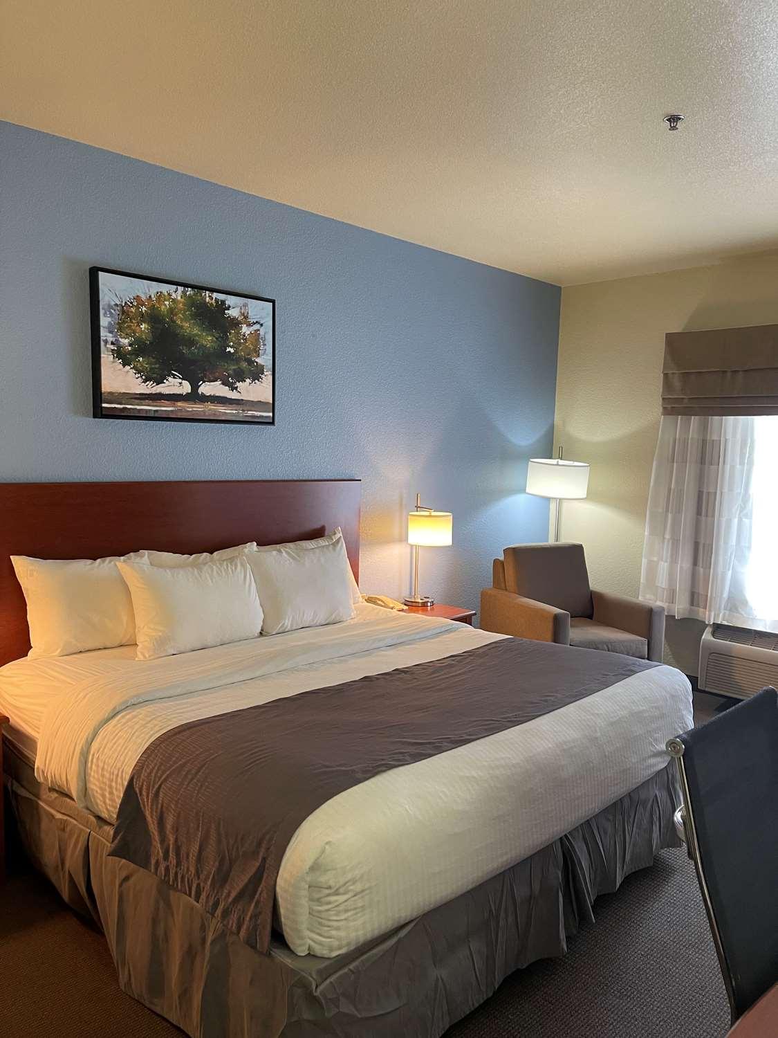 Best Western Coffeyville Central Business District Inn And Suites Экстерьер фото