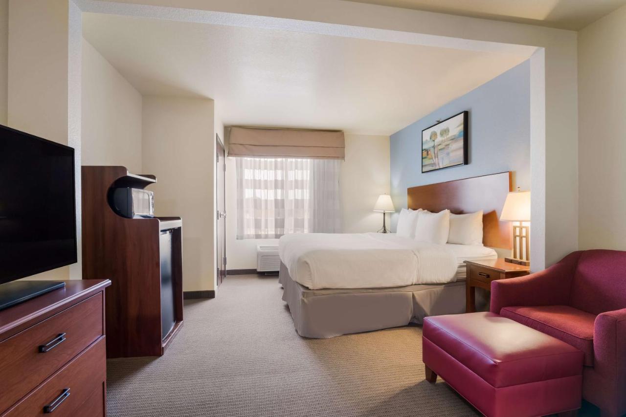 Best Western Coffeyville Central Business District Inn And Suites Экстерьер фото