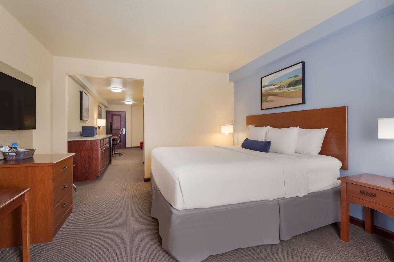 Best Western Coffeyville Central Business District Inn And Suites Экстерьер фото