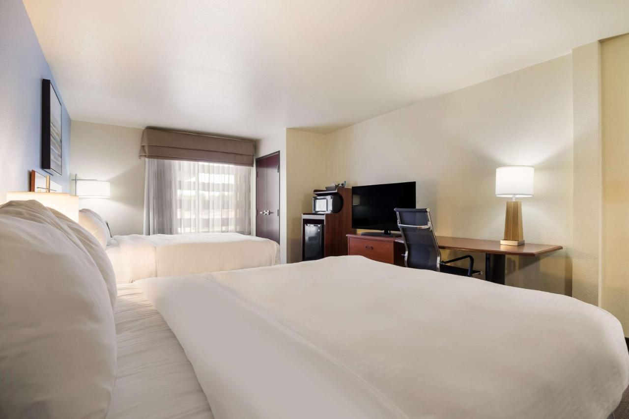 Best Western Coffeyville Central Business District Inn And Suites Экстерьер фото