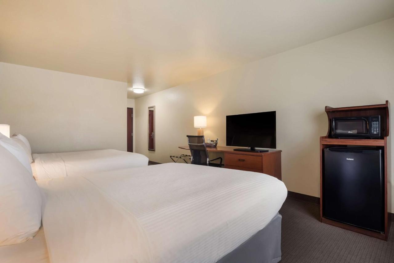 Best Western Coffeyville Central Business District Inn And Suites Экстерьер фото