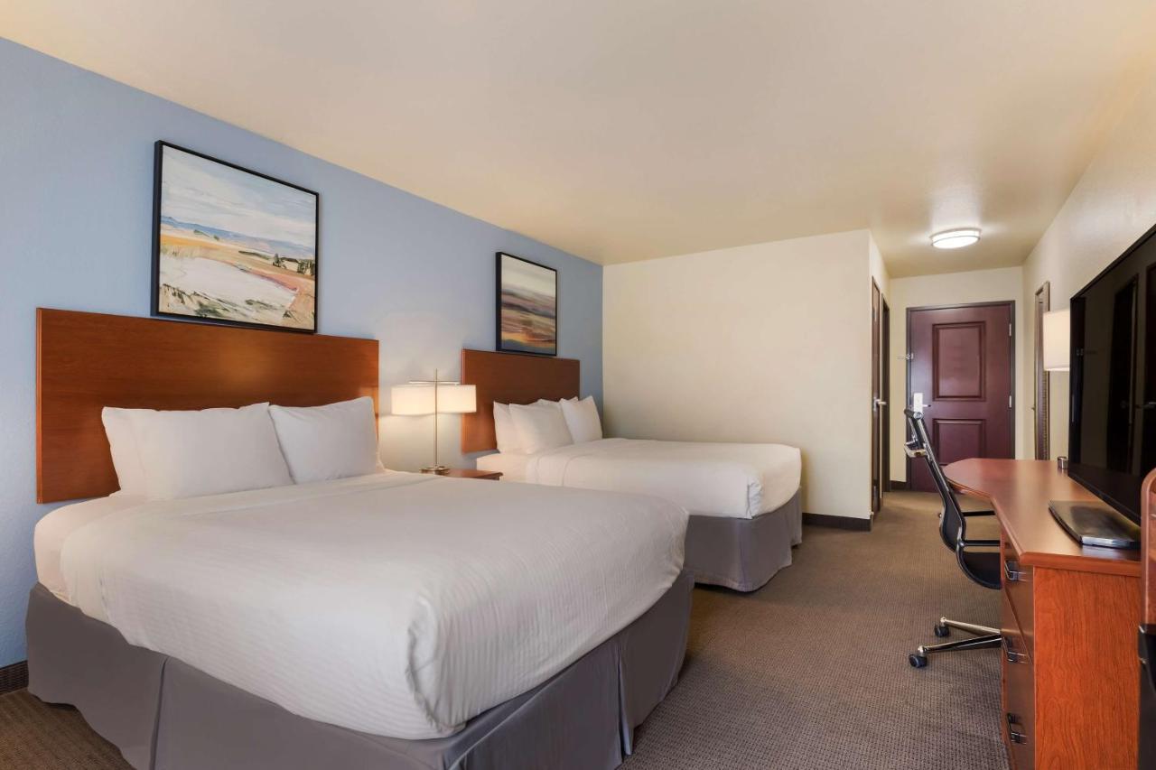 Best Western Coffeyville Central Business District Inn And Suites Экстерьер фото